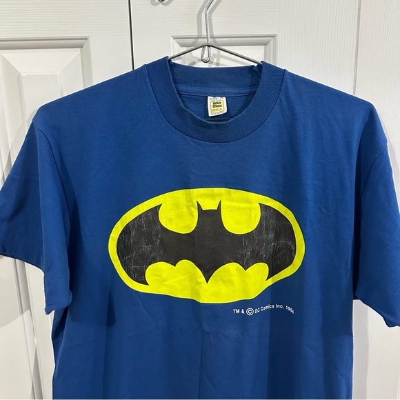 Batman Logo Blue T-Shirt - Picture 2 of 10